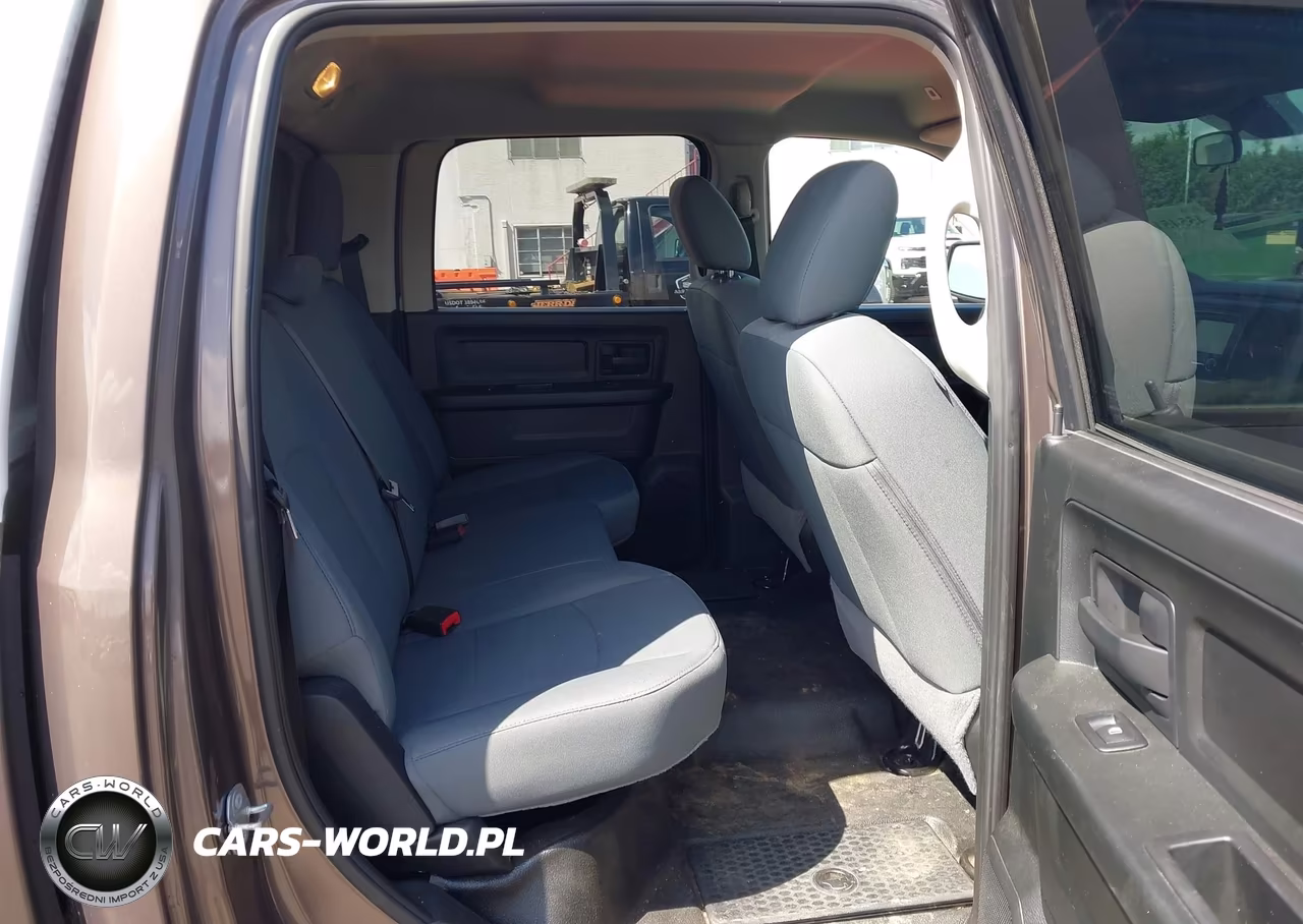 2018 Ram 1500 Tradesman 4X4 5'7 Box VIN:1C6RR7KG7JS306660 - 8