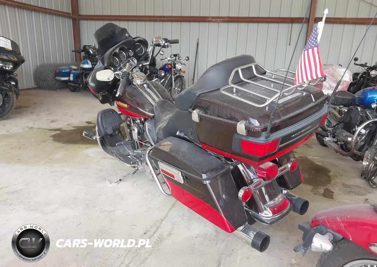 2010 Harley-Davidson Flhtk VIN:1HD1KEM17AB624347 - 3