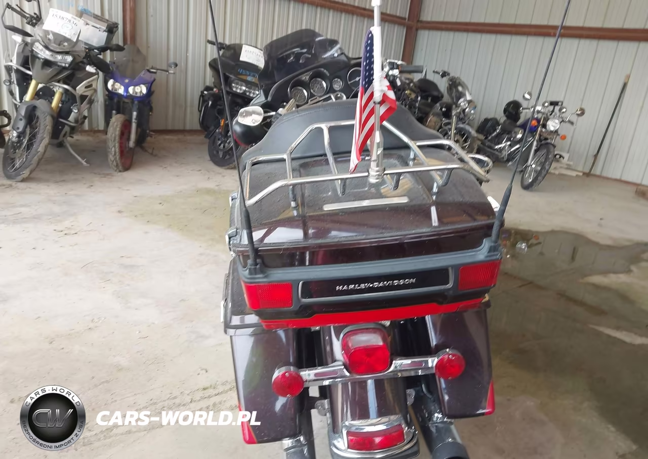 2010 Harley-Davidson Flhtk VIN:1HD1KEM17AB624347 - 6