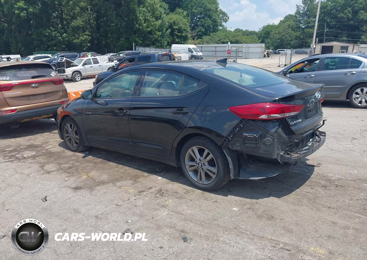 2017 Hyundai Elantra Se VIN:5NPD84LF1HH156676 - 3