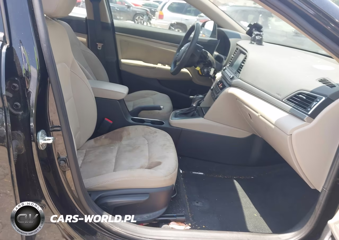2017 Hyundai Elantra Se VIN:5NPD84LF1HH156676 - 5