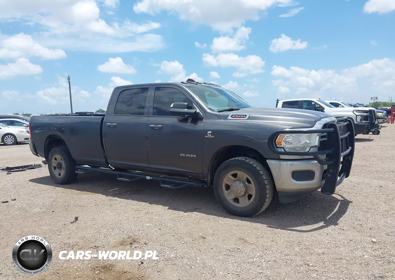 2019 Ram 2500 Tradesman 4X4 8' Box VIN:3C6UR5HL0KG682032 - 14
