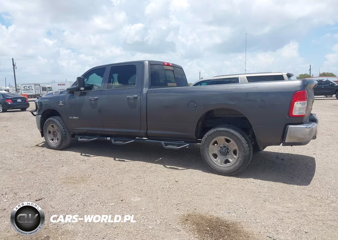 2019 Ram 2500 Tradesman 4X4 8' Box VIN:3C6UR5HL0KG682032 - 15