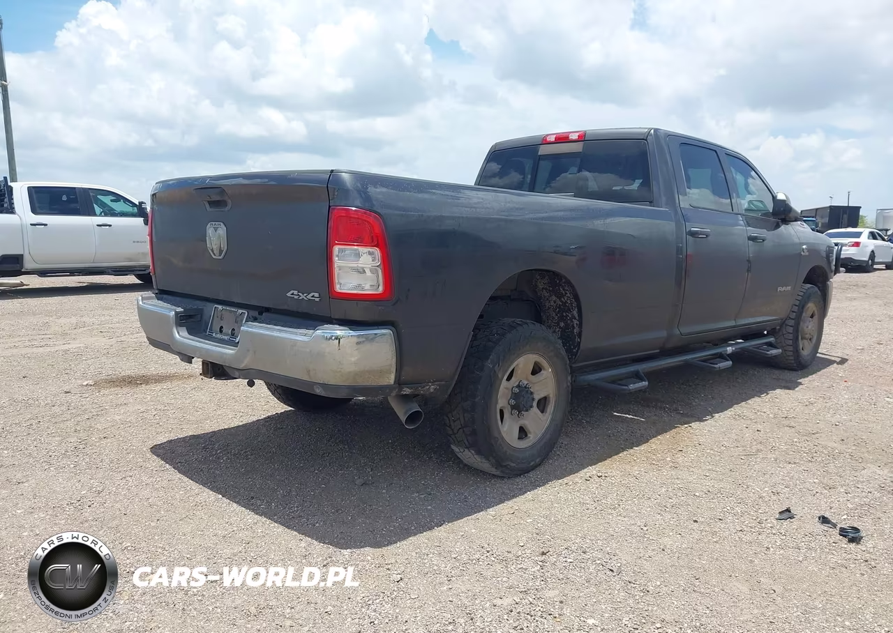 2019 Ram 2500 Tradesman 4X4 8' Box VIN:3C6UR5HL0KG682032 - 4