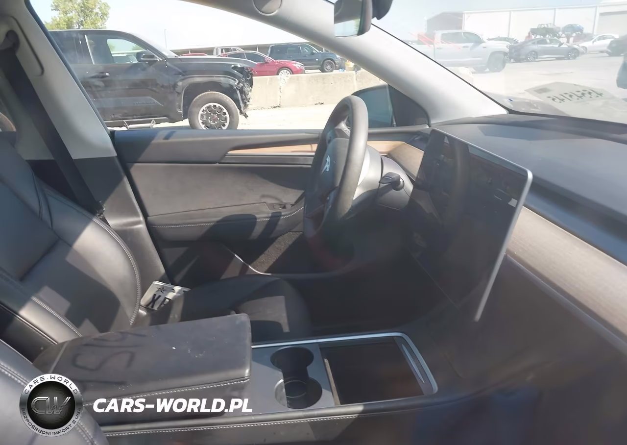 2023 Tesla Model Y Awd-Long Range Dual Motor All-Wheel Drive VIN:7SAYGAEE1PF610447 - 7
