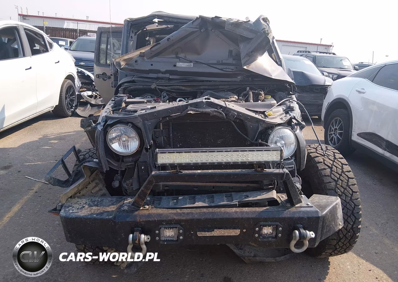 2016 Jeep Wrangler Unlimited Sport VIN:1C4BJWDG6GL257754 - 6