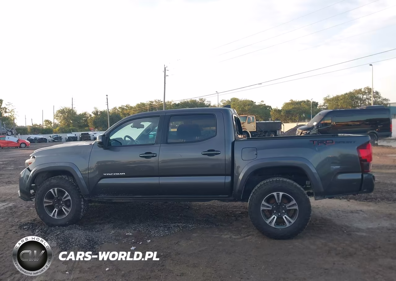 2018 Toyota Tacoma Trd Sport VIN:3TMAZ5CN8JM055065 - 15