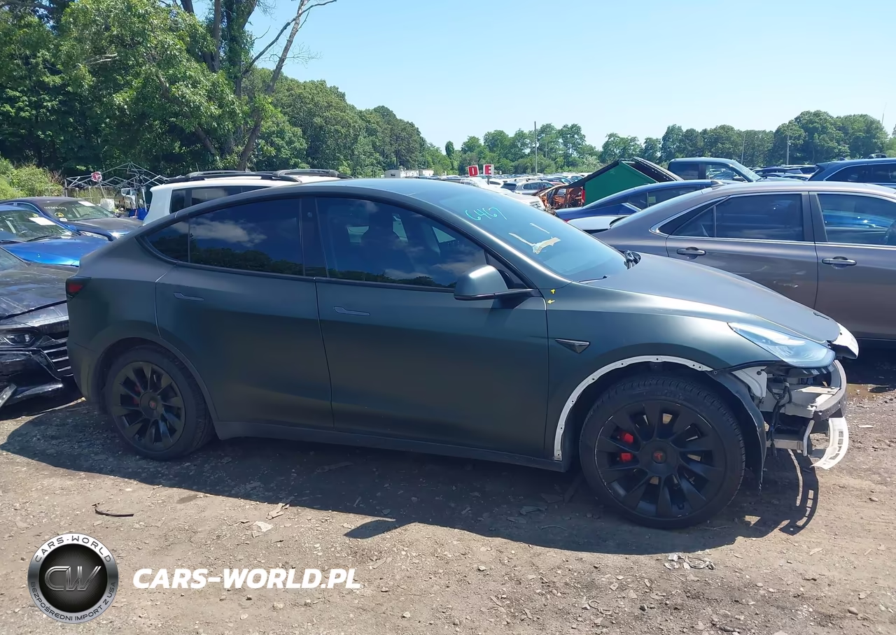 2020 Tesla Model Y Long Range Dual Motor All-Wheel Drive VIN:5YJYGDEE4LF037374 - 13