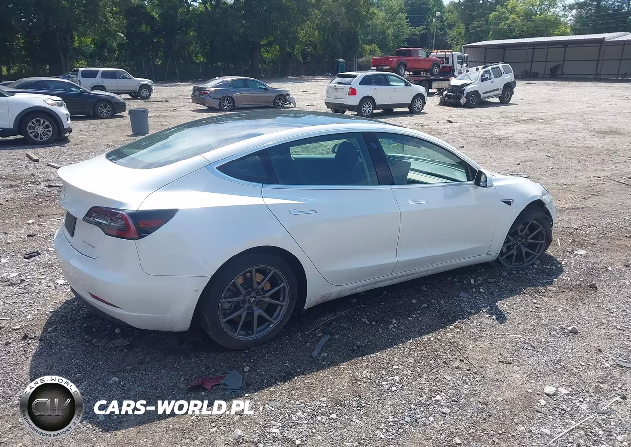 2020 Tesla Model 3 Long Range Dual Motor All-Wheel Drive VIN:5YJ3E1EB8LF637075 - 4