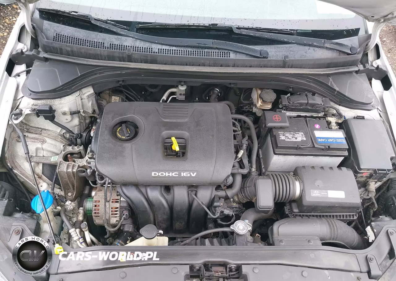 2018 Hyundai Elantra Sel VIN:5NPD84LF5JH296848 - 10