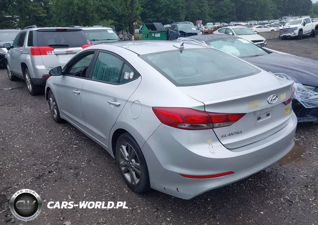 2018 Hyundai Elantra Sel VIN:5NPD84LF5JH296848 - 3
