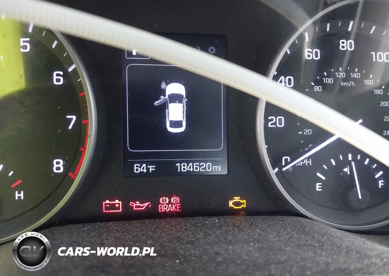 2018 Hyundai Elantra Sel VIN:5NPD84LF5JH296848 - 7