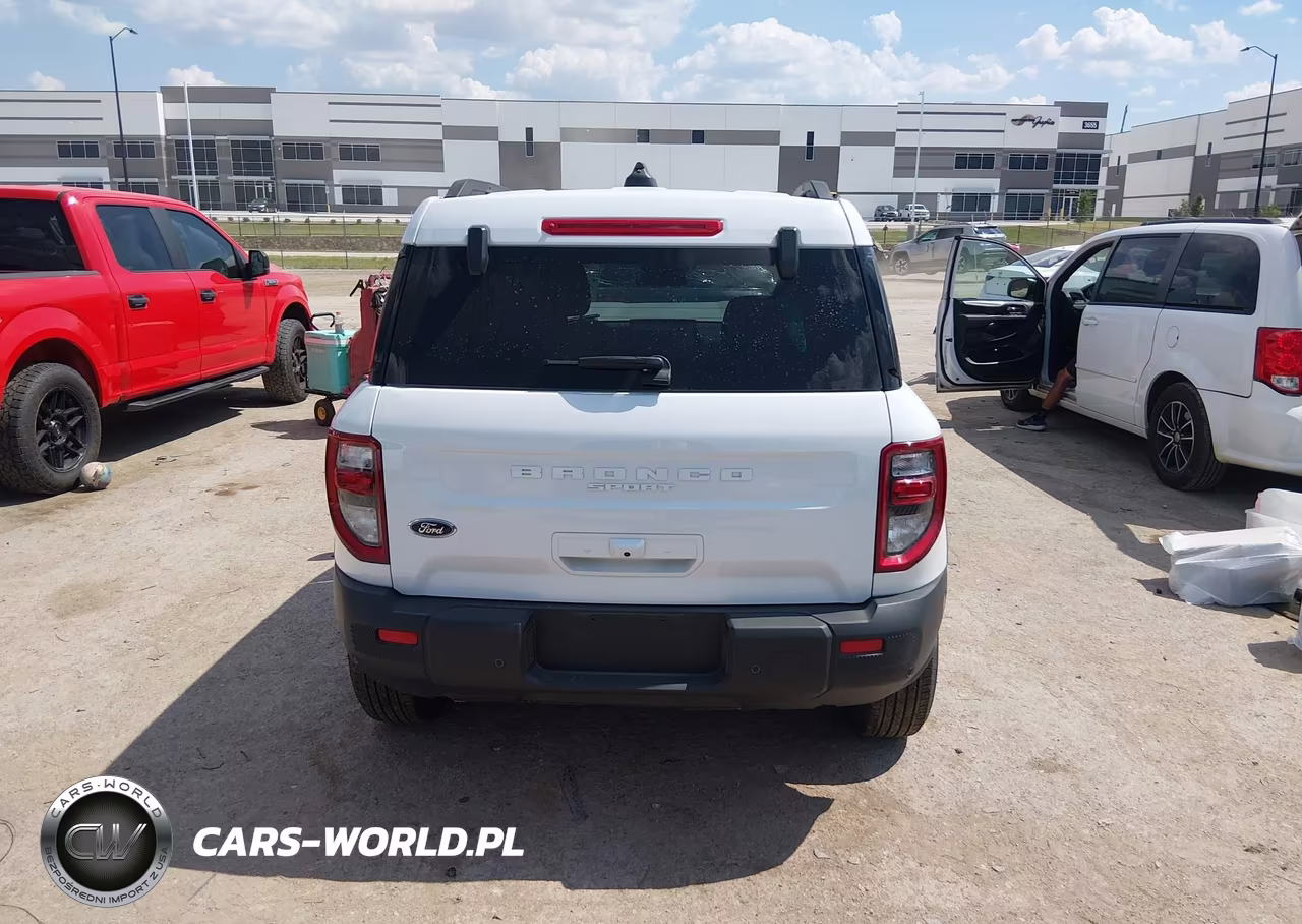 2025 Ford Bronco Sport Big Bend VIN:3FMCR9BN7SRE71898 - 16