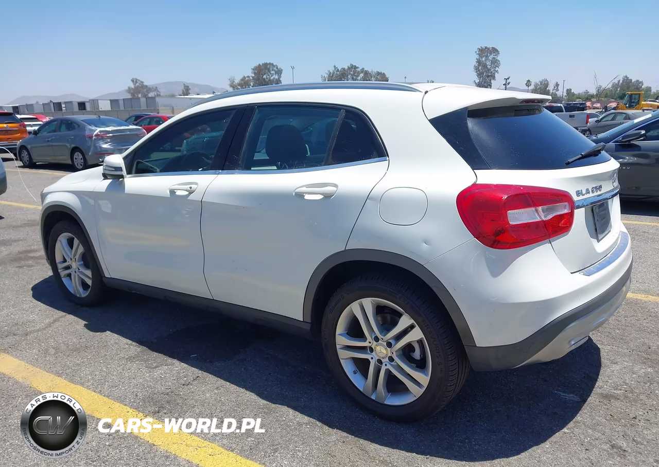 2015 Mercedes-Benz Gla 250 4Matic VIN:WDCTG4GB8FJ077333 - 3