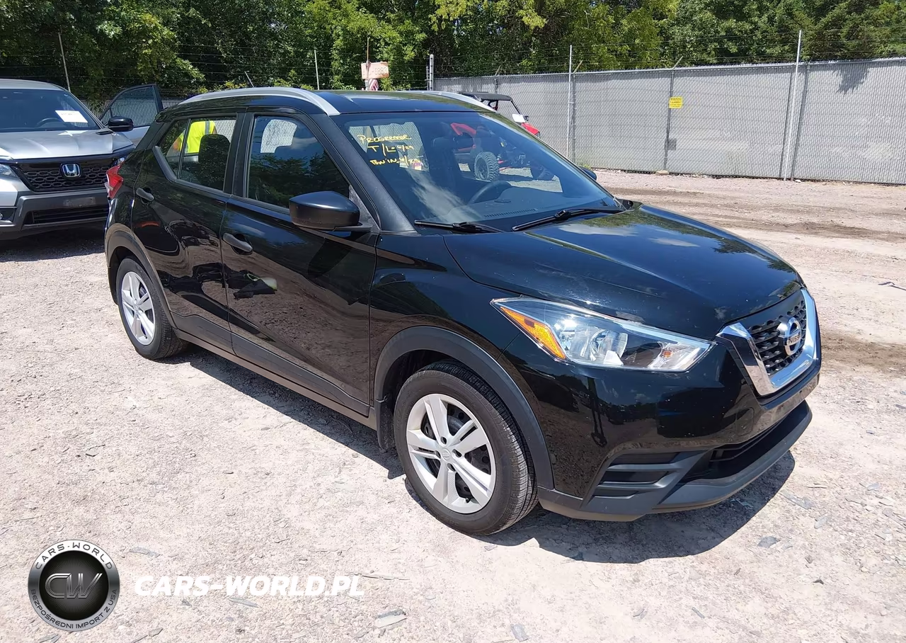 2018 Nissan Kicks S