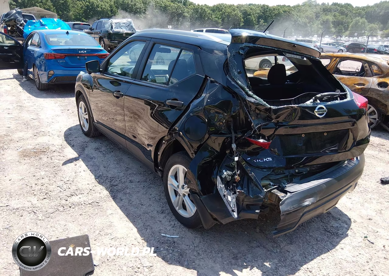 2018 Nissan Kicks S VIN:3N1CP5CUXJL518175 - 3