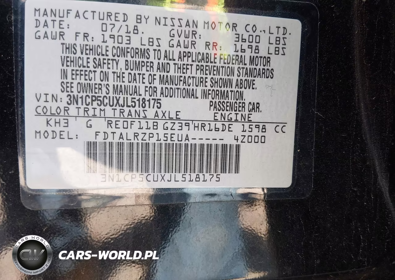 2018 Nissan Kicks S VIN:3N1CP5CUXJL518175 - 9