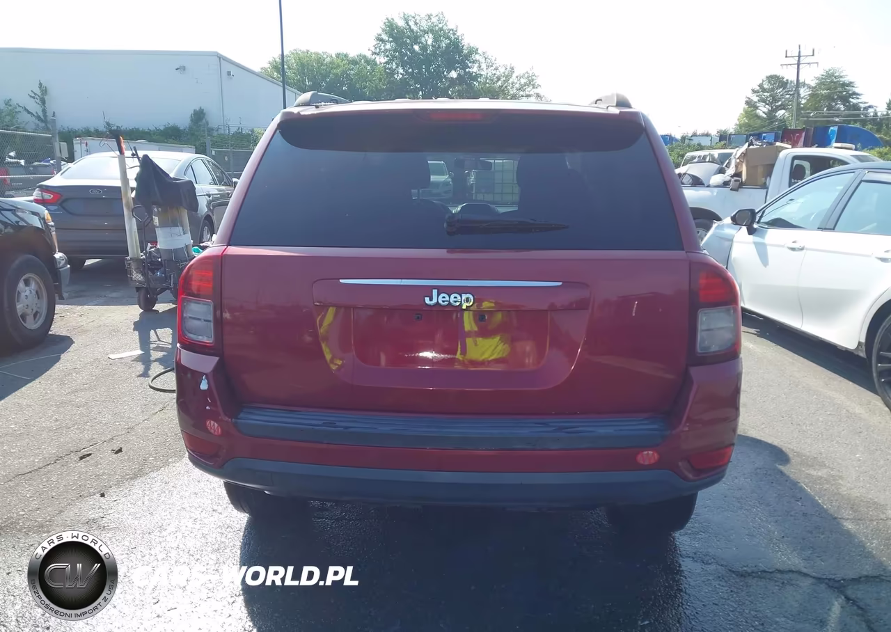 2015 Jeep Compass Sport VIN:1C4NJCBA0FD170659 - 17