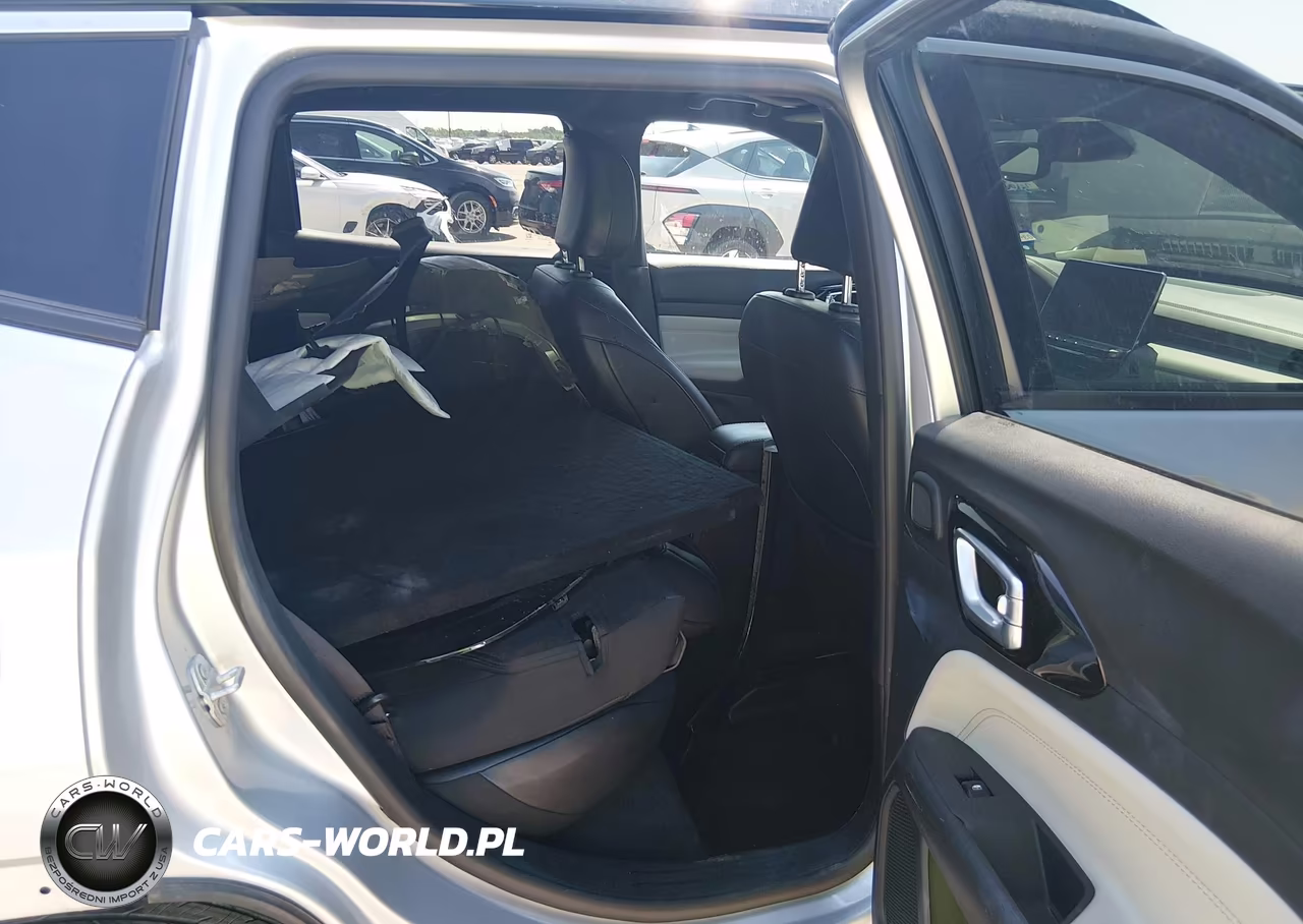 2025 Jeep Compass Limited 4X4 VIN:3C4NJDCN8ST595493 - 8