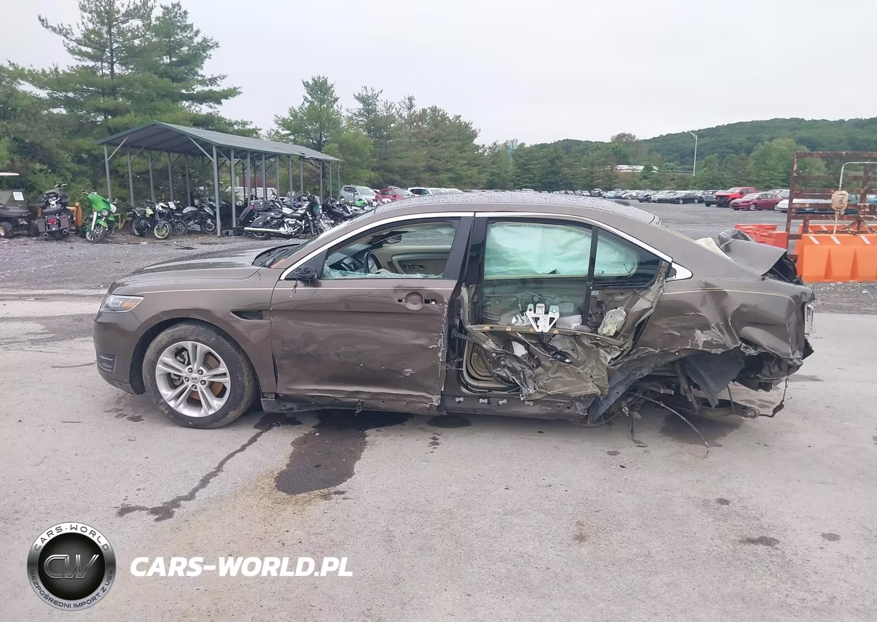 2015 Ford Taurus Sel VIN:1FAHP2E82FG164686 - 15