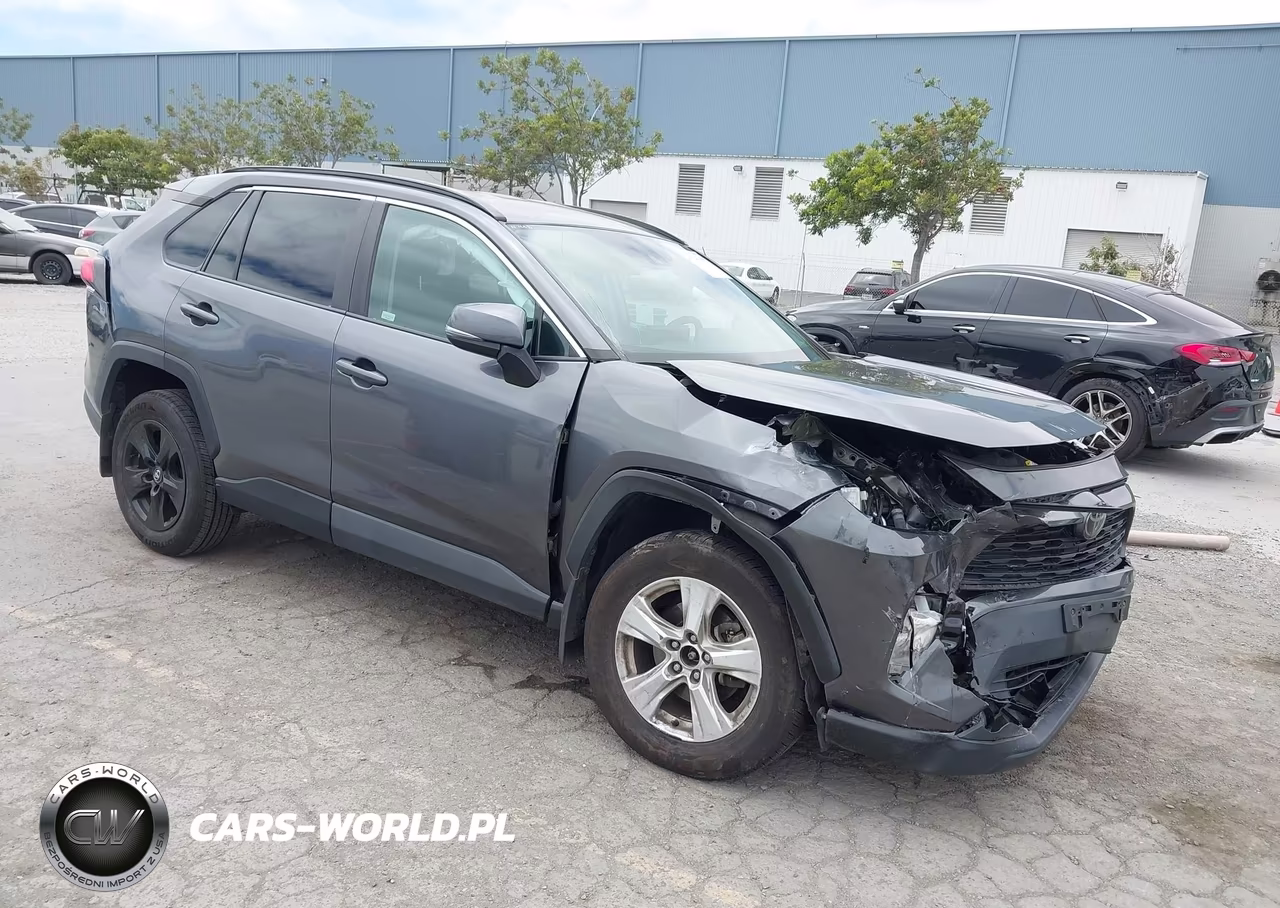 2021 Toyota Rav4 Xle – zdjęcie 1 z 16