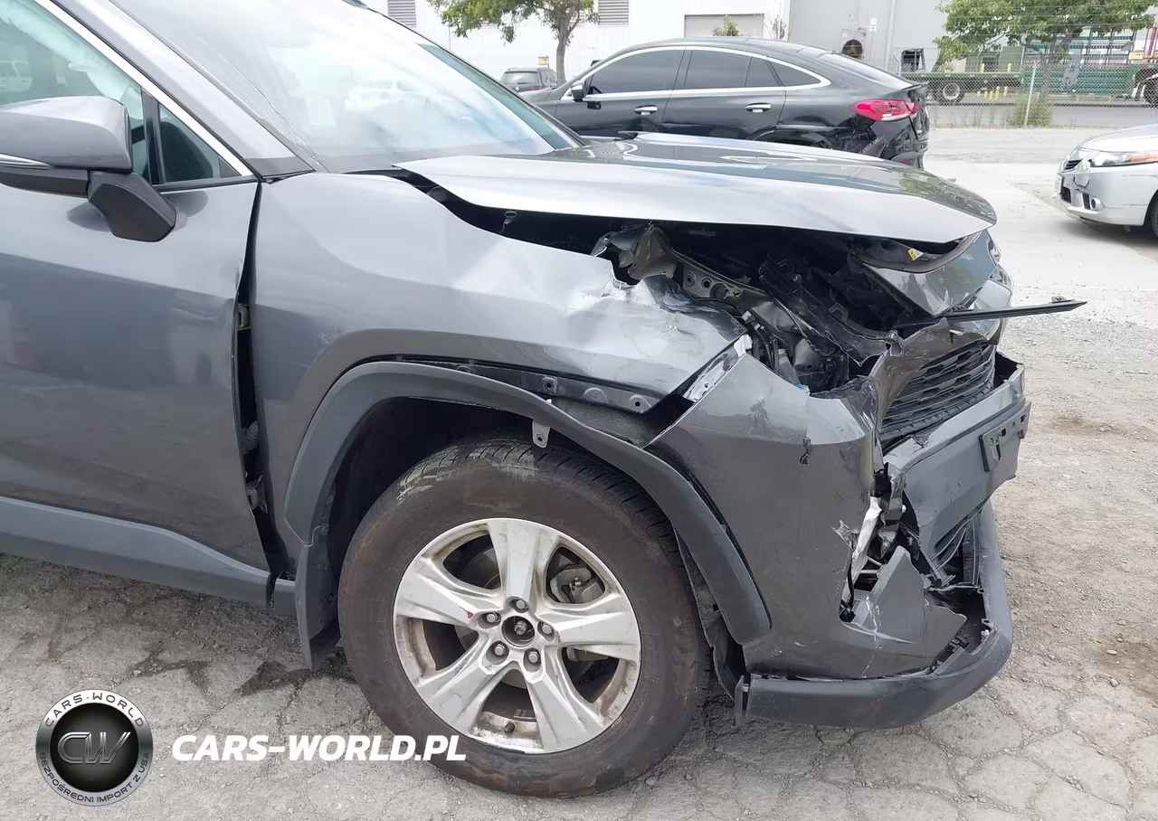 2021 Toyota Rav4 Xle VIN:2T3P1RFV1MC168378 - 6