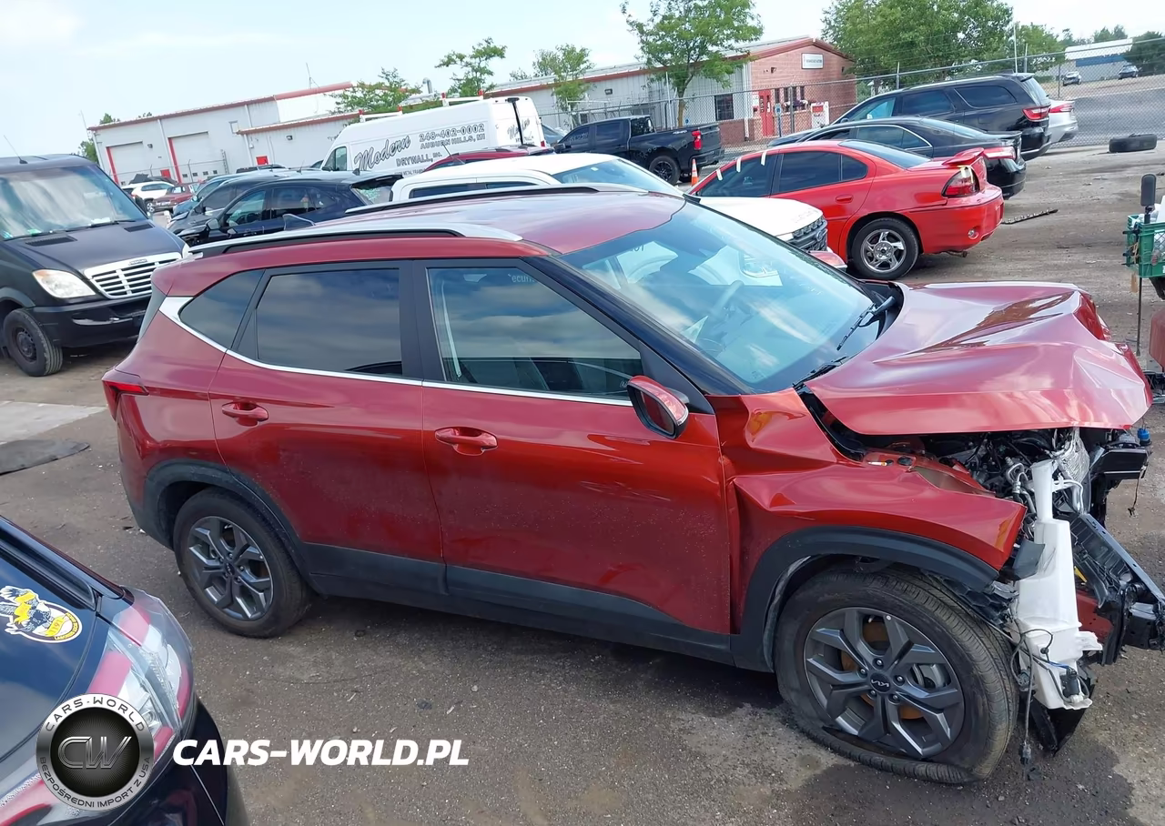 2024 Kia Seltos S VIN:KNDEUCAA1R7626664 - 13