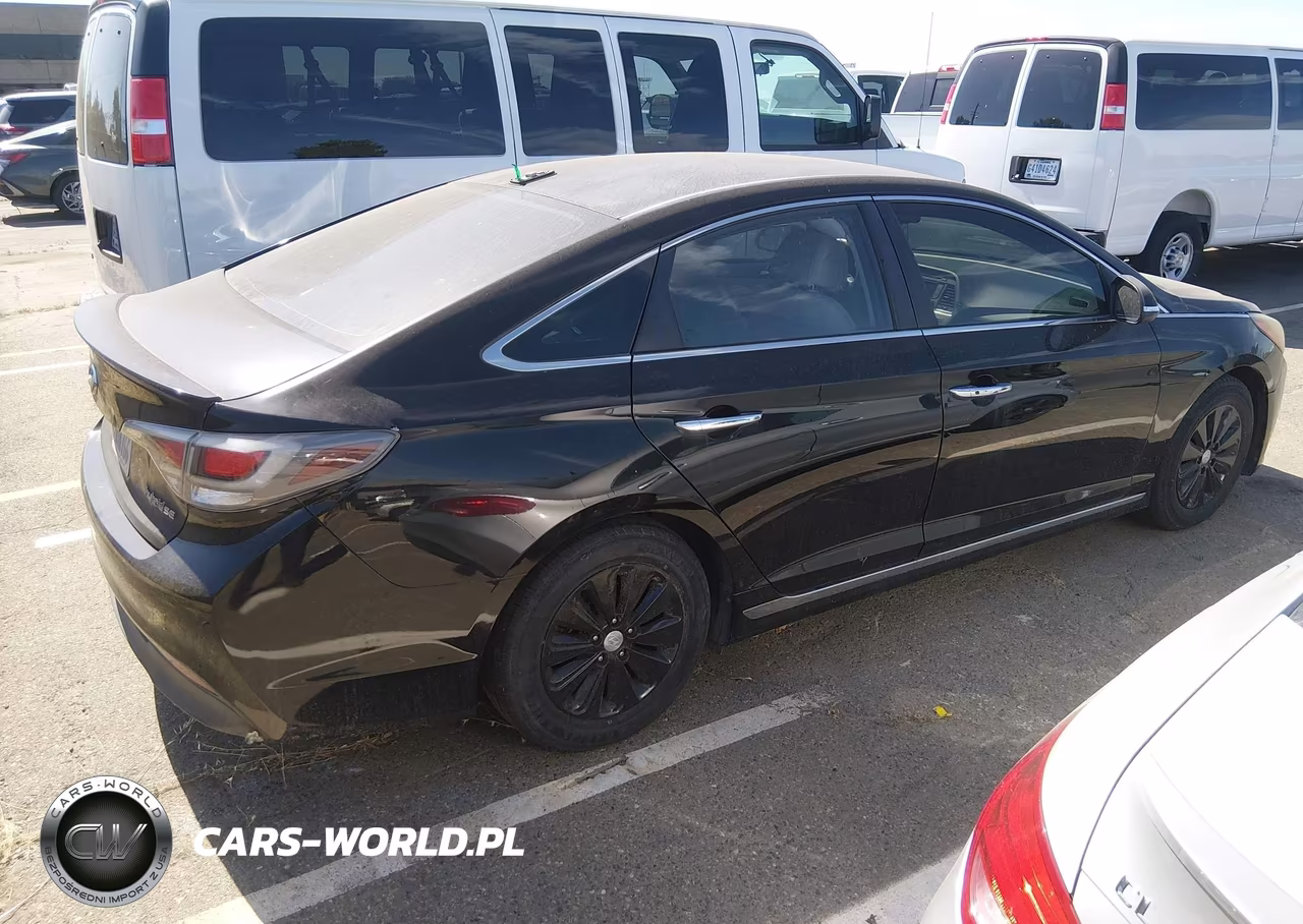 2016 Hyundai Sonata Hybrid Se VIN:KMHE24L1XGA025743 - 4