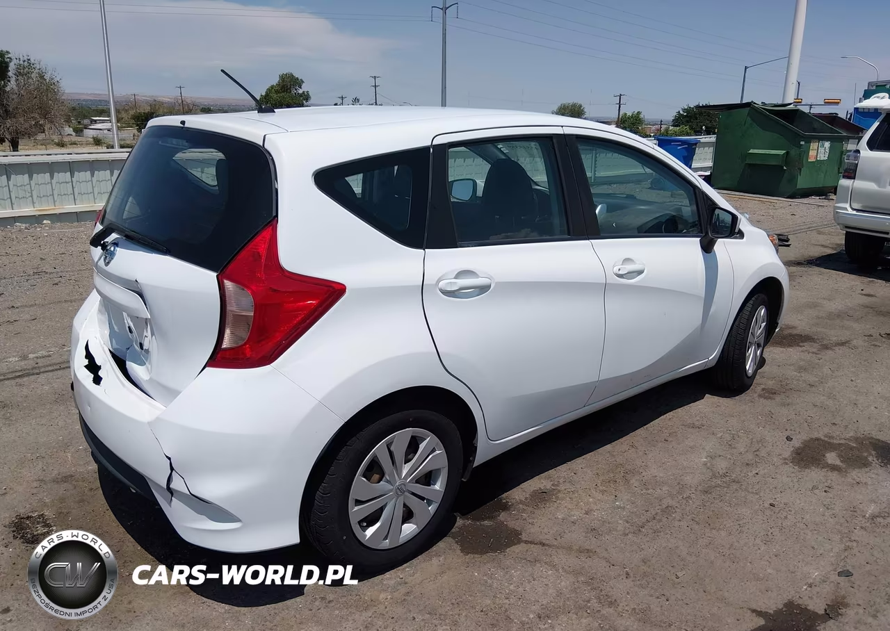 2017 Nissan Versa Note S Plus VIN:3N1CE2CP2HL356812 - 4