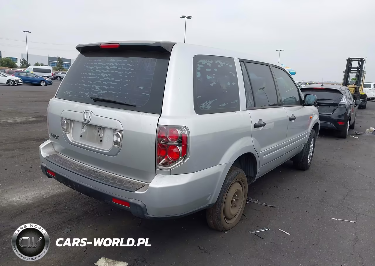 2007 Honda Pilot Lx VIN:5FNYF28107B045137 - 4