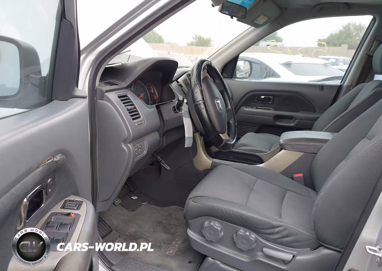 2007 Honda Pilot Lx VIN:5FNYF28107B045137 - 5