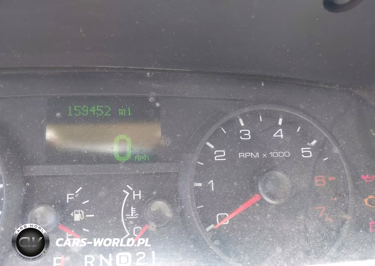 2008 Ford Crown Victoria Lx VIN:2FAFP74V78X128842 - 7
