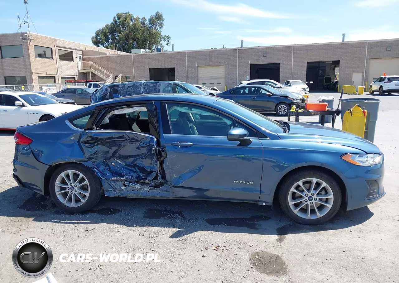 2019 Ford Fusion Hybrid Se VIN:3FA6P0LU9KR177871 - 6
