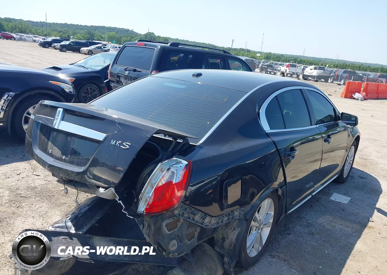 2011 Lincoln Mks VIN:1LNHL9DR8BG601024 - 4