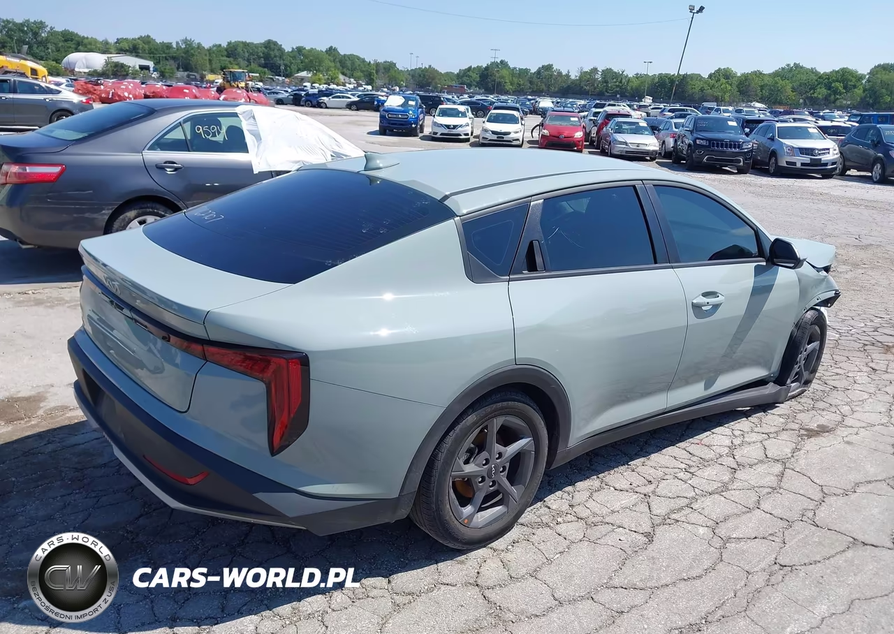 2026 Kia K4 Lxs VIN:3KPFT4DE8TE278929 - 4