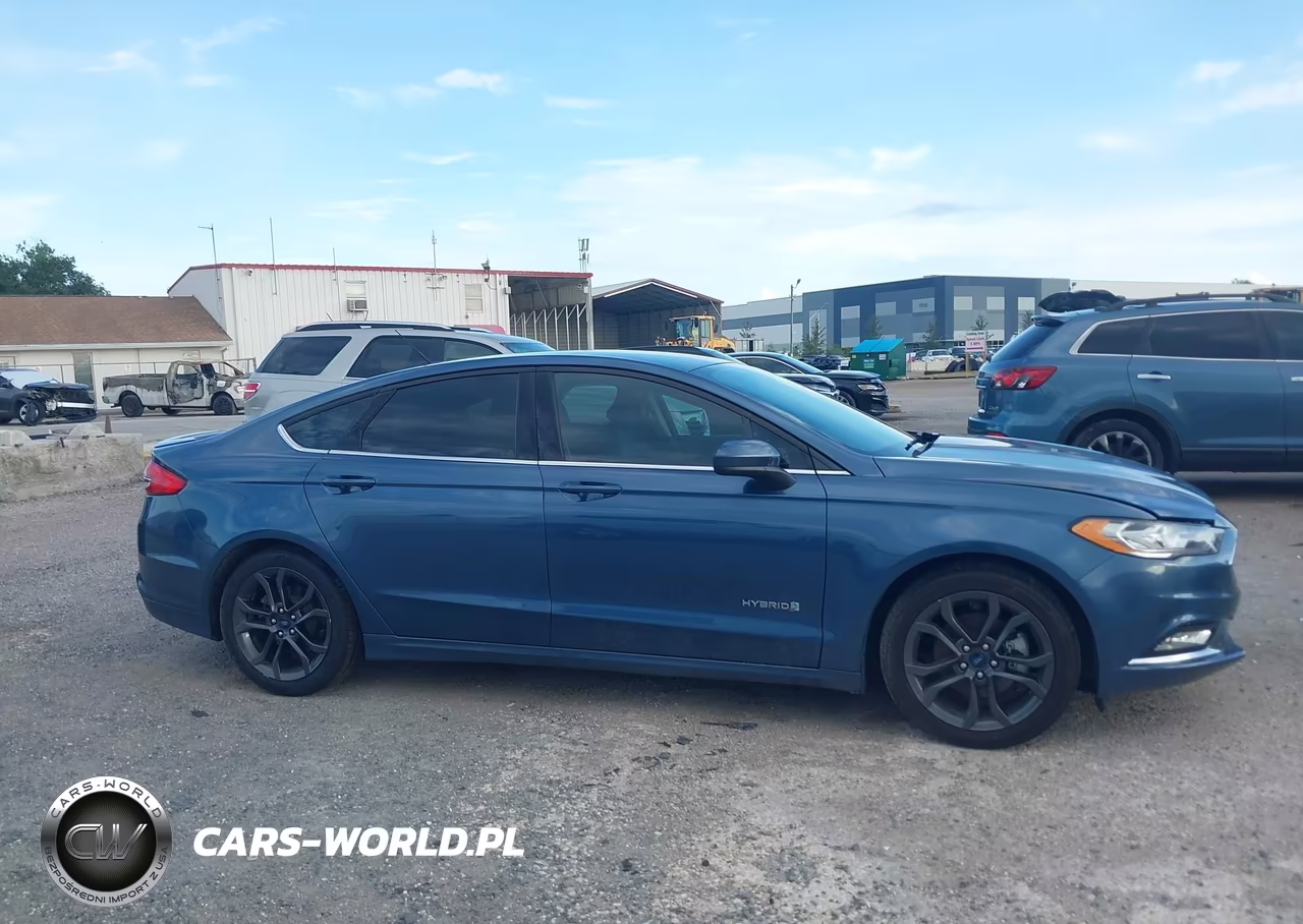 2018 Ford Fusion Hybrid Se VIN:3FA6P0LUXJR213145 - 13