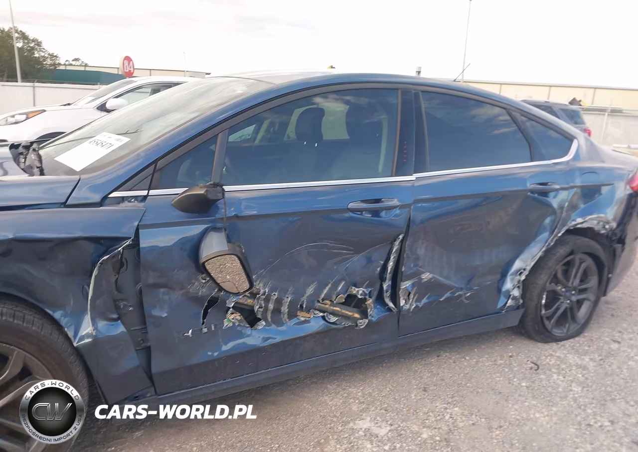 2018 Ford Fusion Hybrid Se VIN:3FA6P0LUXJR213145 - 6