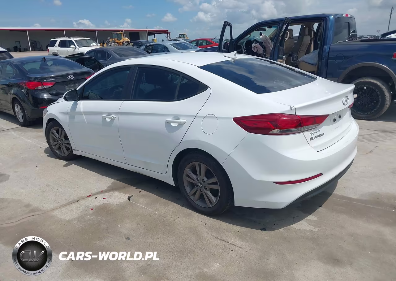 2017 Hyundai Elantra Se VIN:5NPD84LF5HH038355 - 3