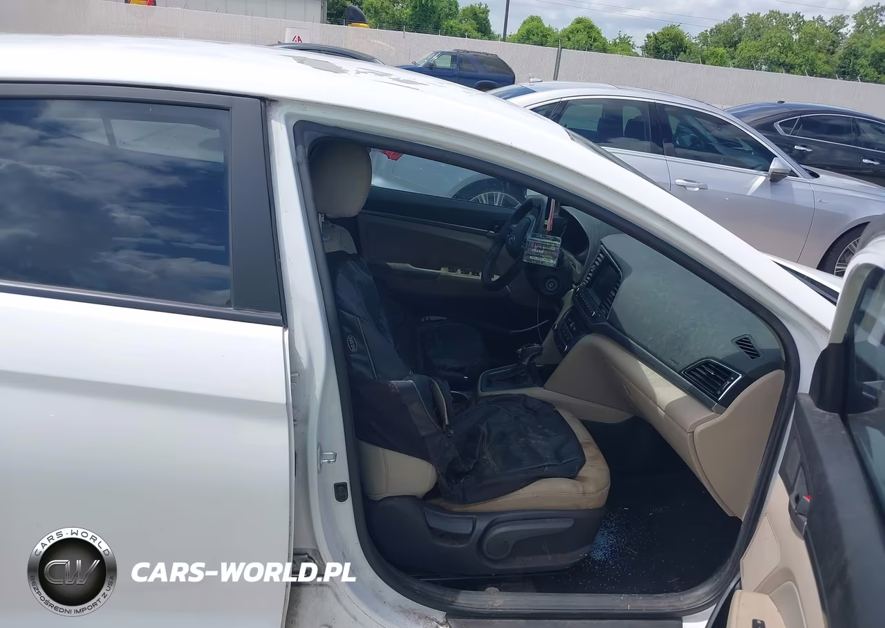 2017 Hyundai Elantra Se VIN:5NPD84LF5HH038355 - 5