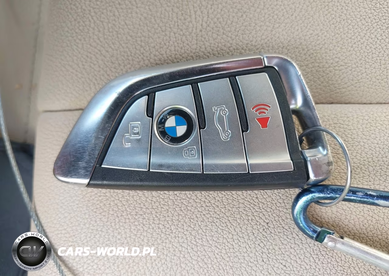 2021 BMW 330I VIN:3MW5R1J04M8B81225 - 11
