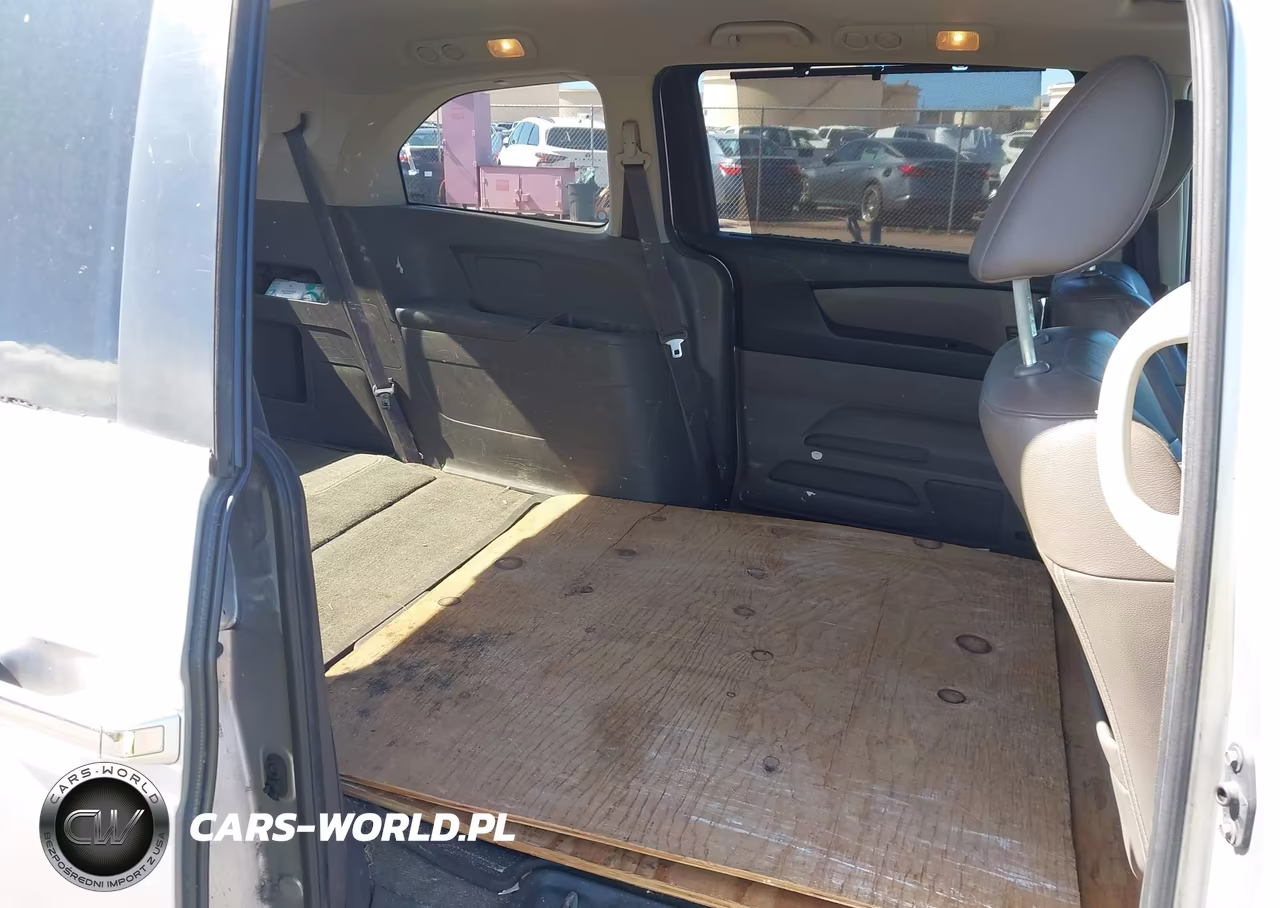 2015 Honda Odyssey Ex-L VIN:5FNRL5H62FB074387 - 8