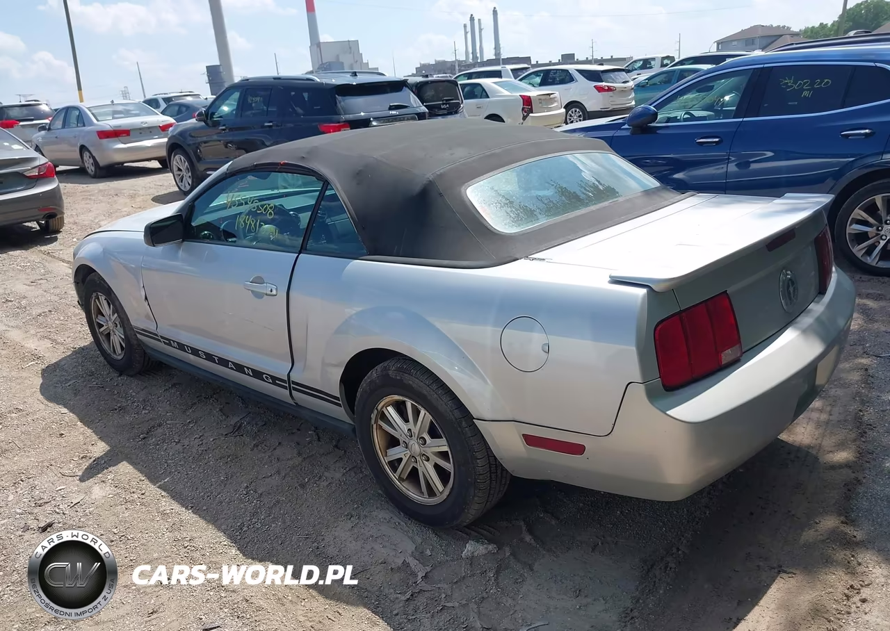 2008 Ford Mustang V6 Deluxe VIN:1ZVHT84N785149421 - 3