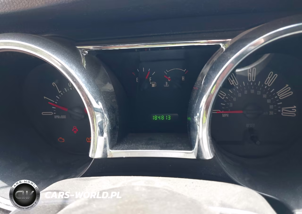 2008 Ford Mustang V6 Deluxe VIN:1ZVHT84N785149421 - 7