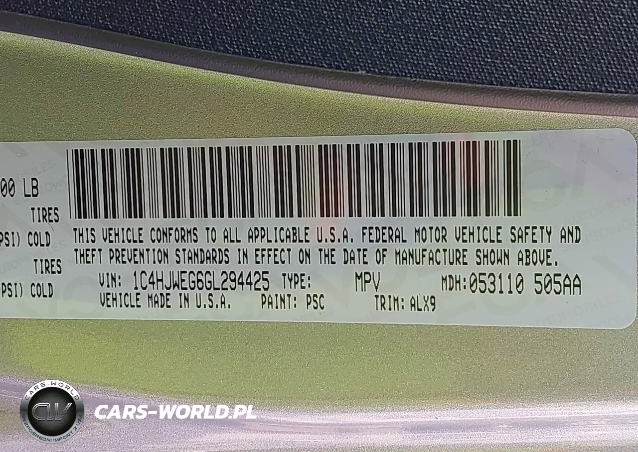 2016 Jeep Wrangler Unlimited Sahara VIN:1C4HJWEG6GL294425 - 9