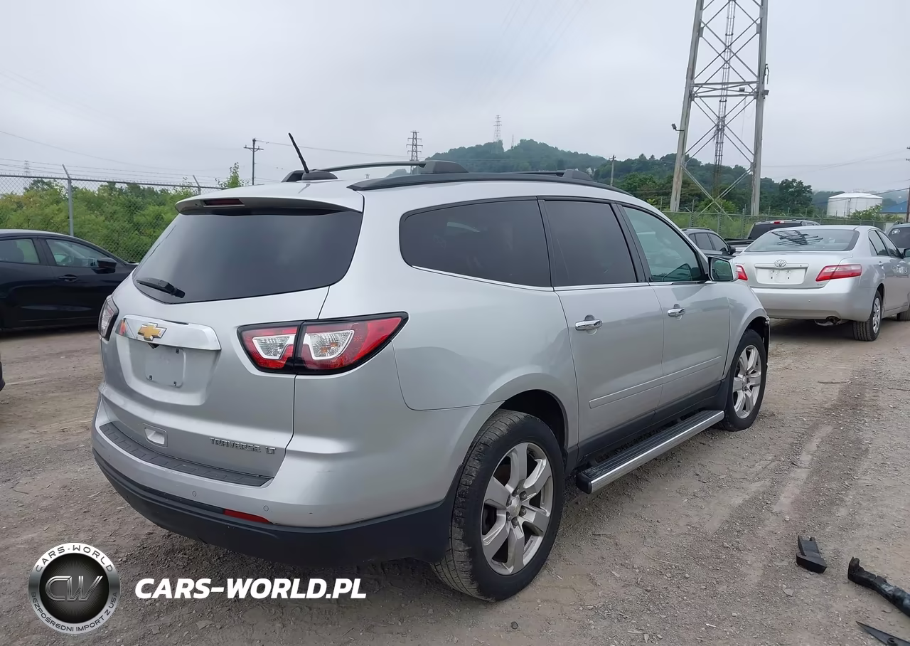 2016 Chevrolet Traverse 1Lt VIN:1GNKRGKD1GJ211517 - 4