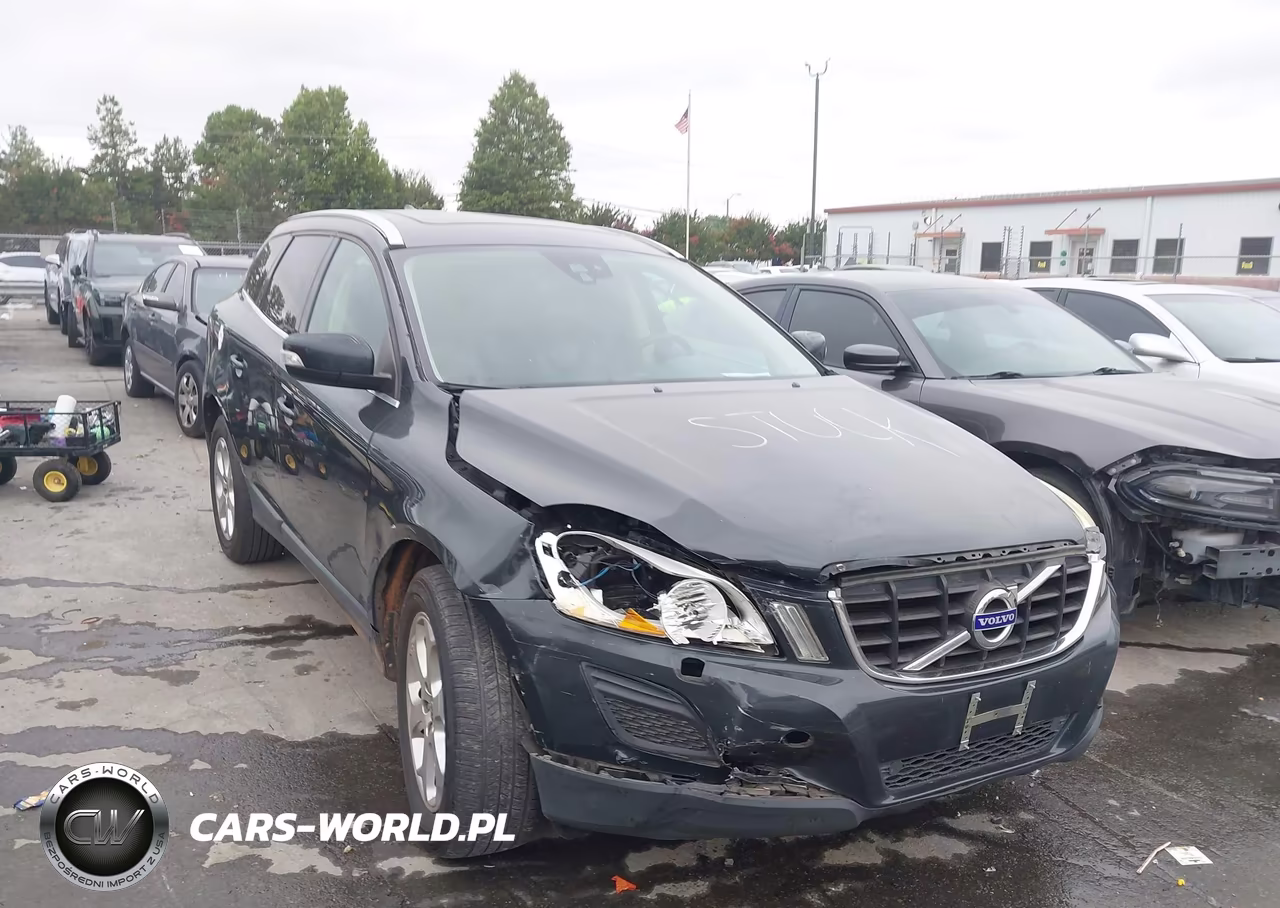 2013 Volvo Xc60 3.2-3.2 Platinum-3.2 Premier-3.2 Premier Plus