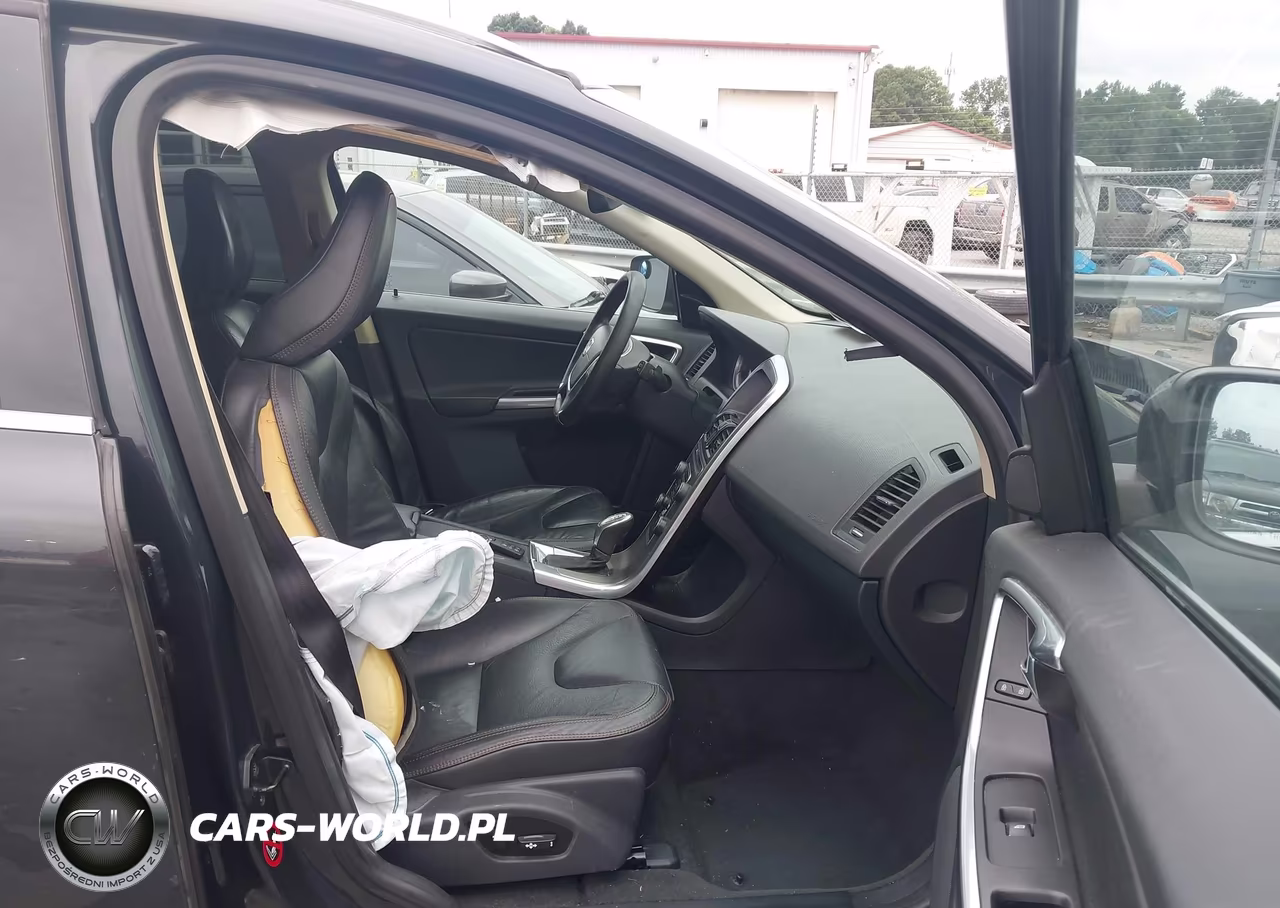 2013 Volvo Xc60 3.2-3.2 Platinum-3.2 Premier-3.2 Premier Plus VIN:YV4940DL0D2434247 - 5