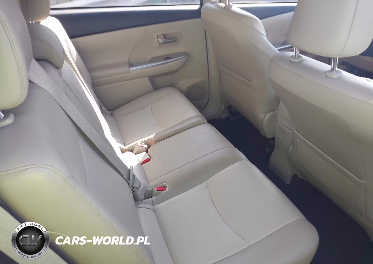 2013 Toyota Prius V Five VIN:JTDZN3EU2D3196954 - 8