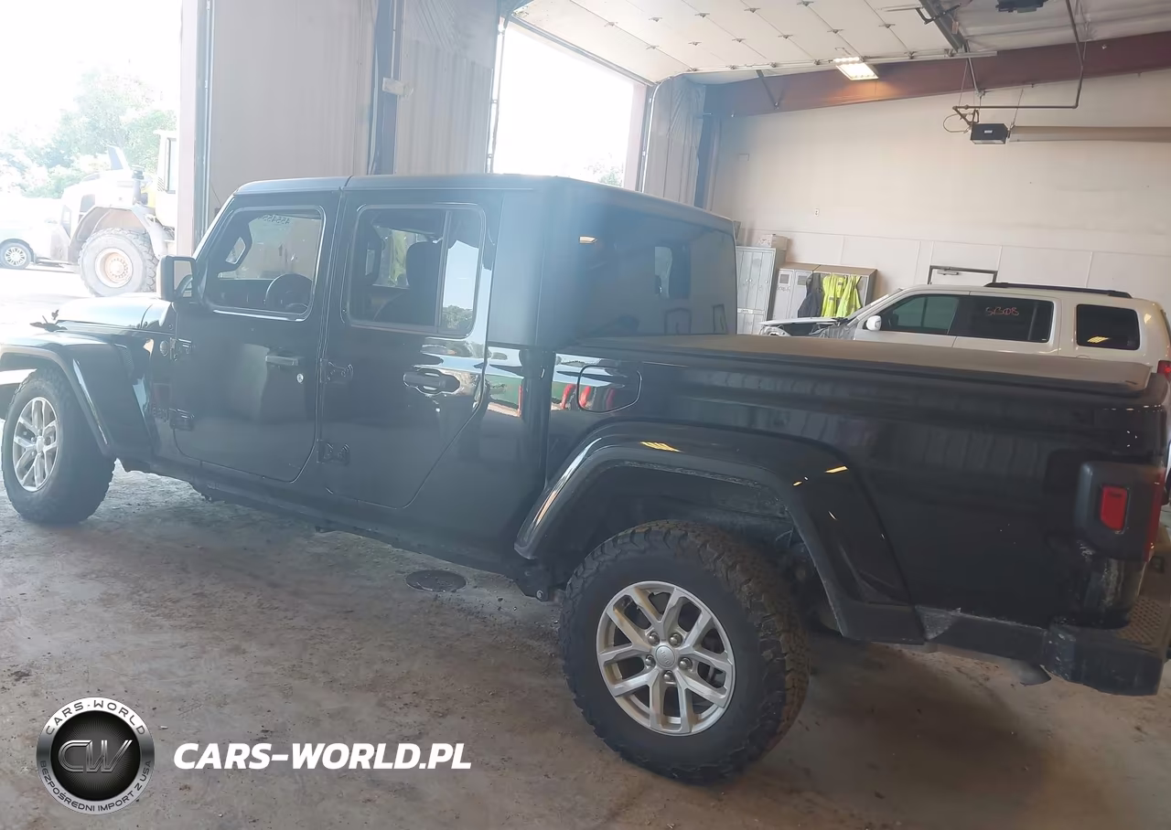 2023 Jeep Gladiator Sport S 4X4 VIN:1C6HJTAG9PL579003 - 3