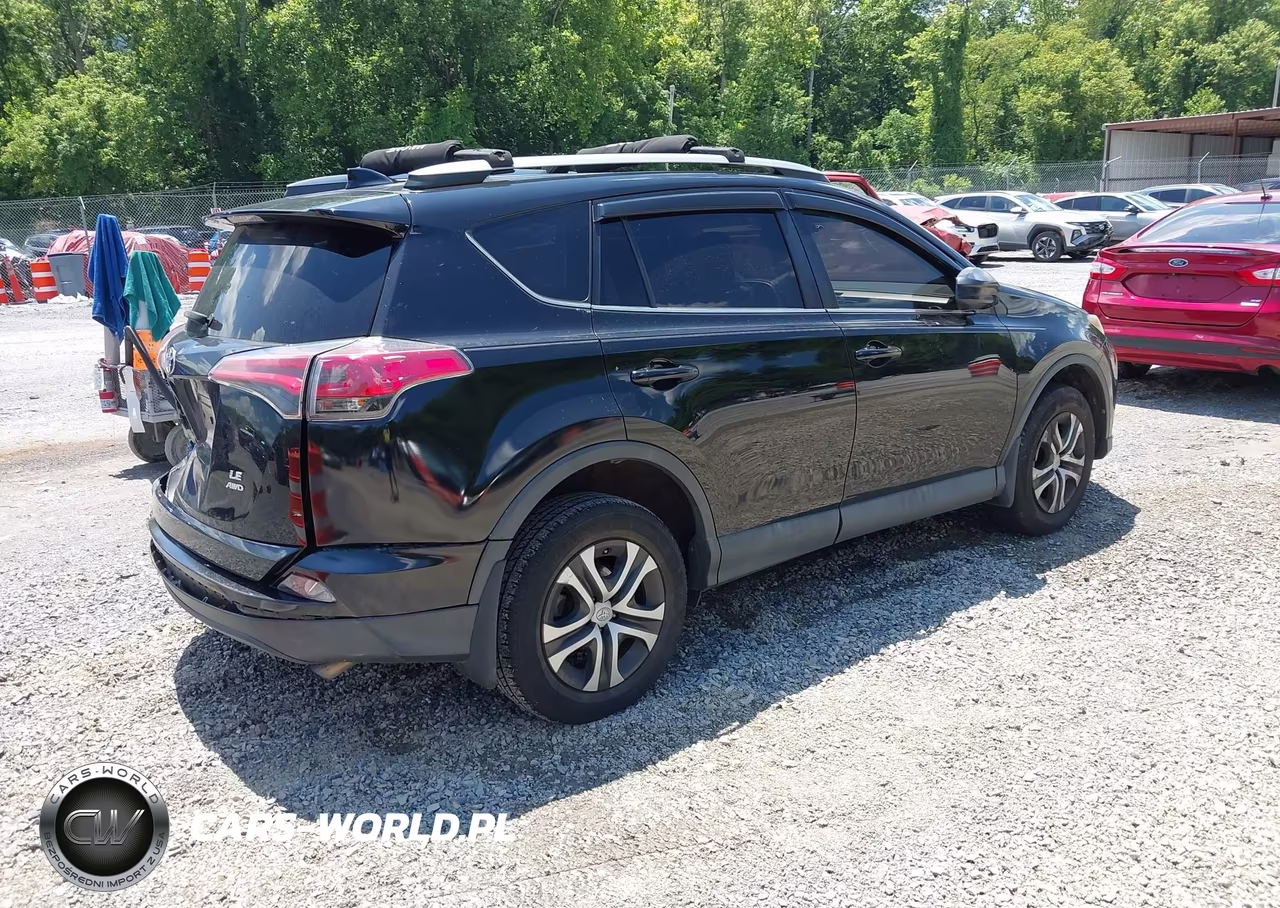 2017 Toyota Rav4 Le VIN:2T3BFREV2HW560609 - 4